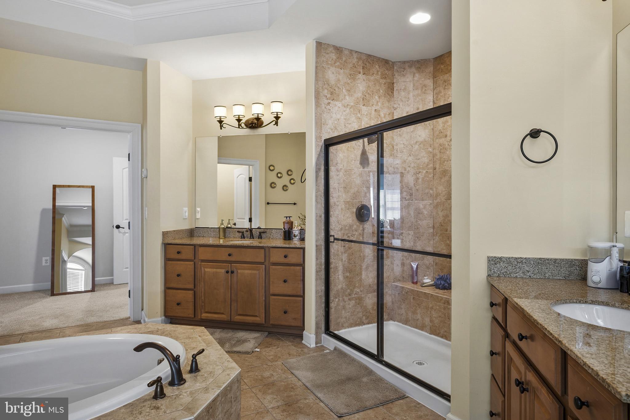 DAWSON'S CORNER - Residential