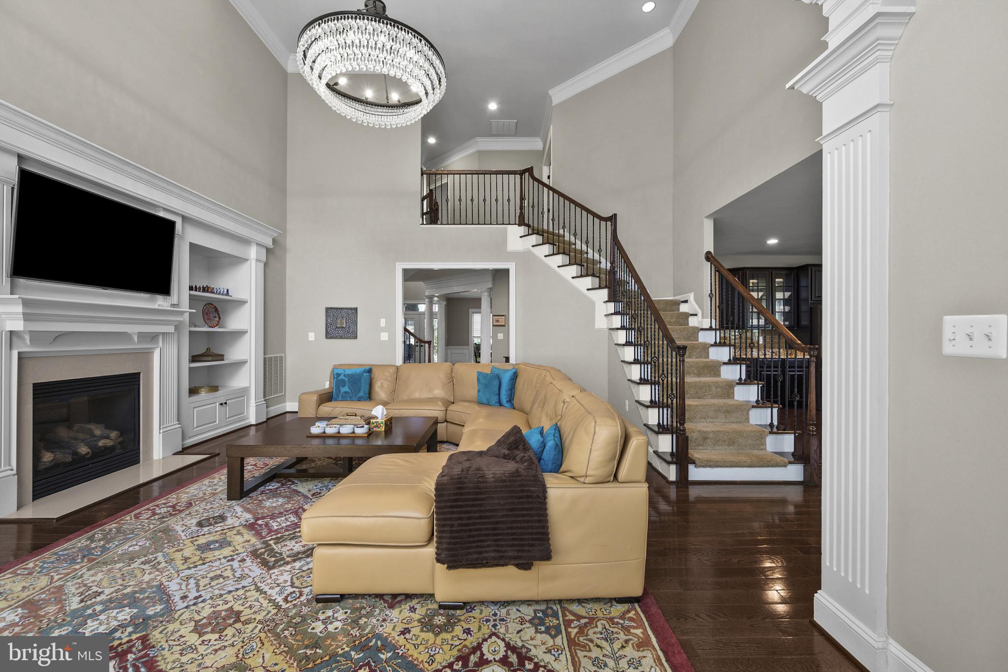 DAWSON'S CORNER - Residential
