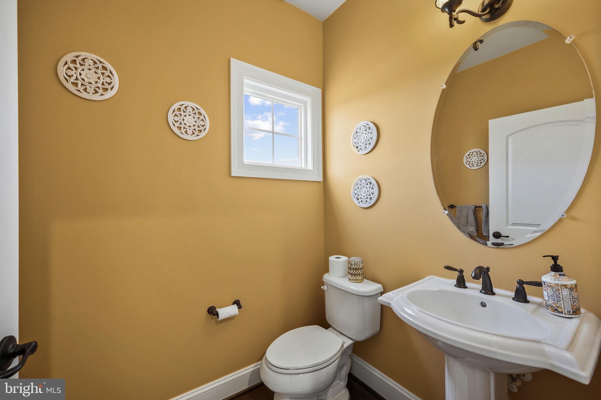 DAWSON'S CORNER - Residential