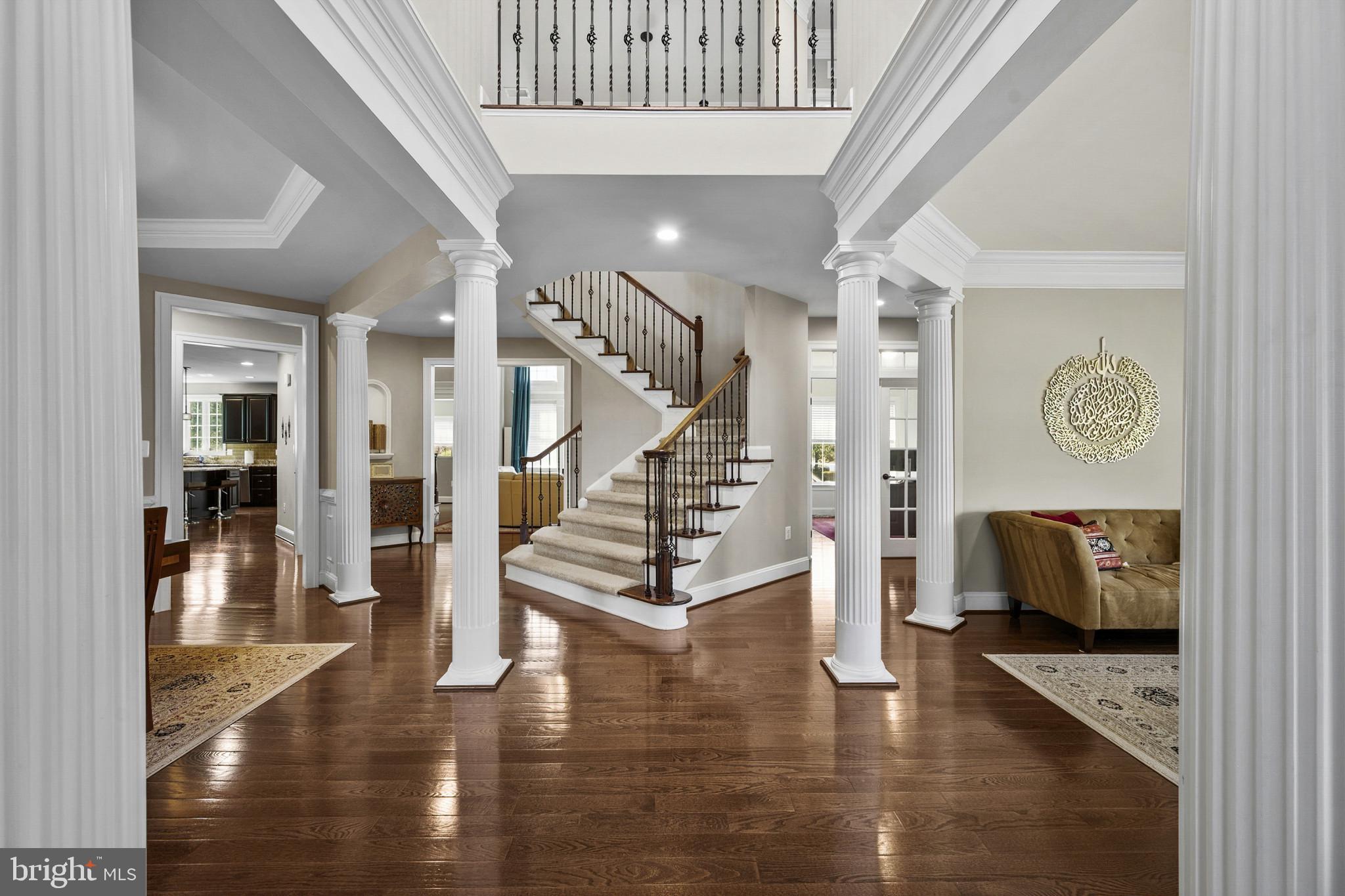 DAWSON'S CORNER - Residential