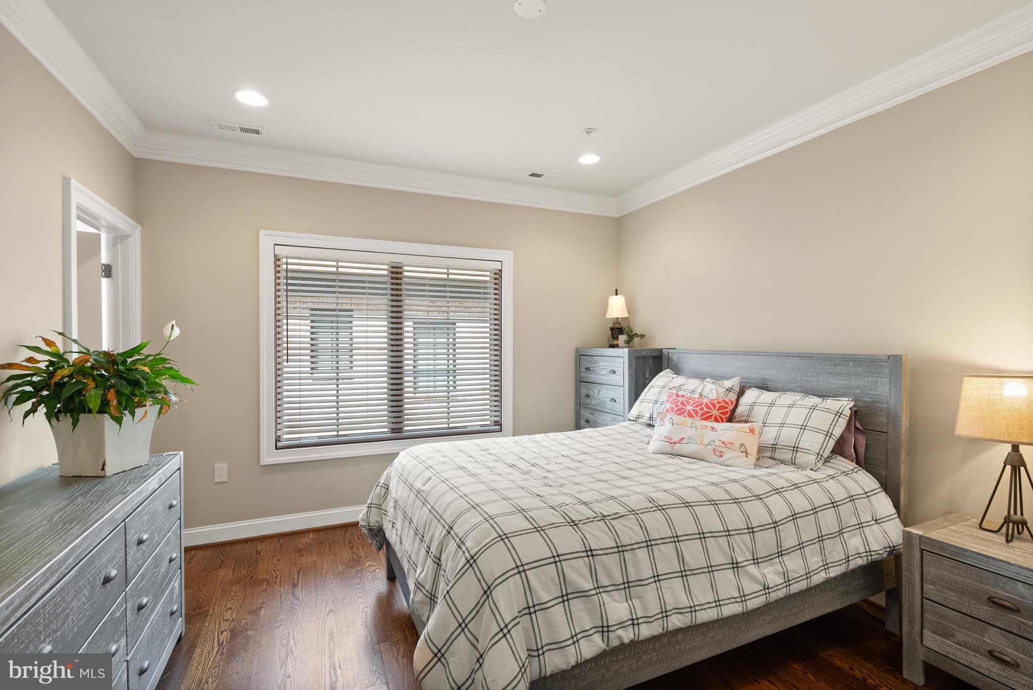 BERKLEY - Residential
