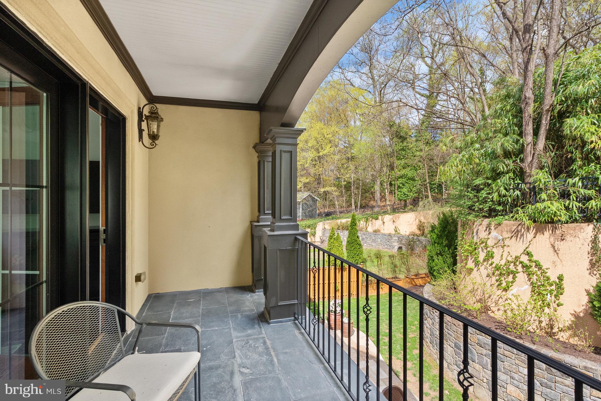 BERKLEY - Residential