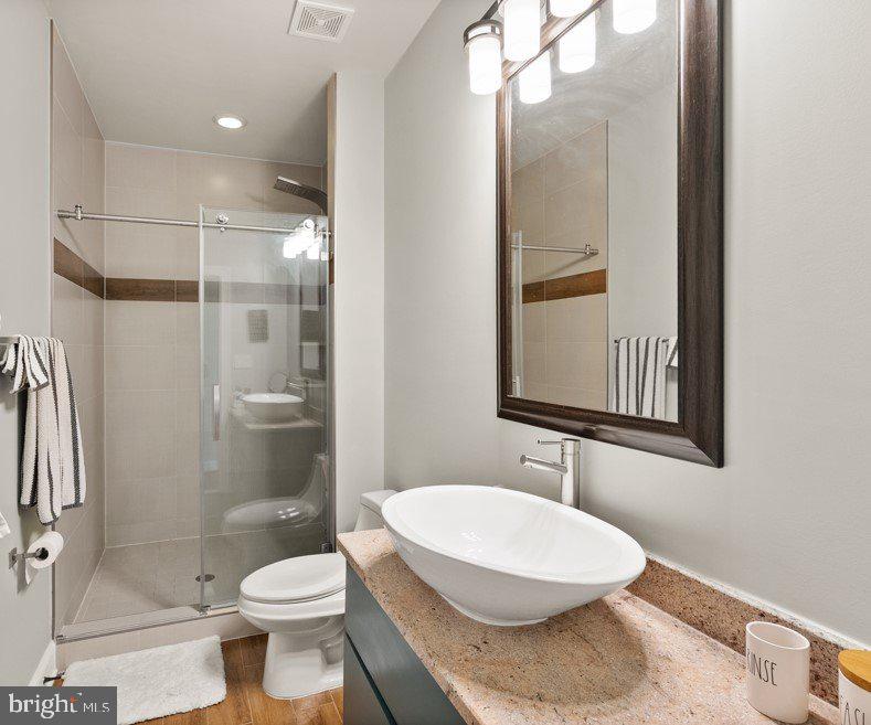 BERKLEY - Residential