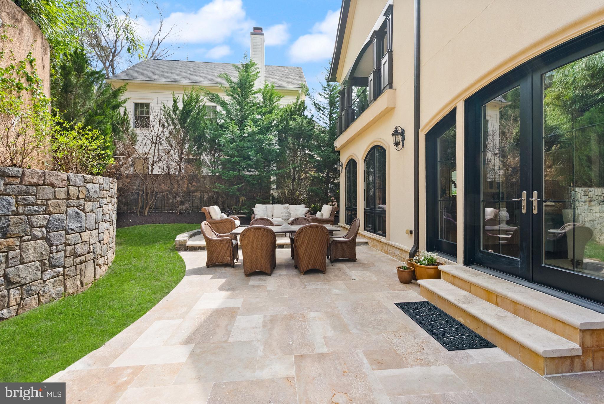 BERKLEY - Residential