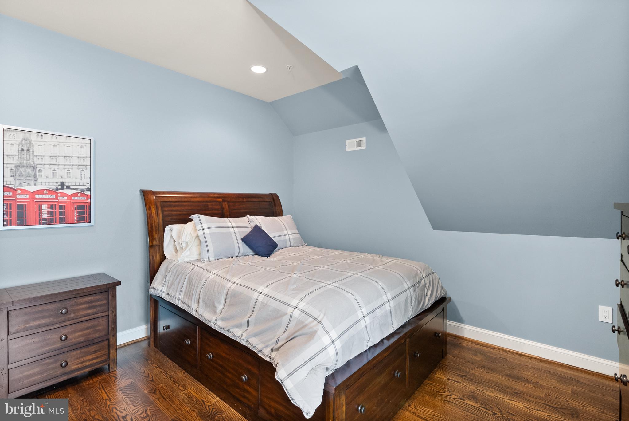 BERKLEY - Residential