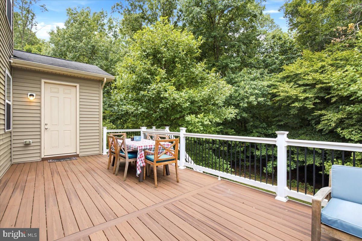 LOVELESS ESTATES - Residential
