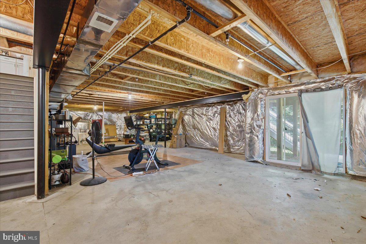LOVELESS ESTATES - Residential