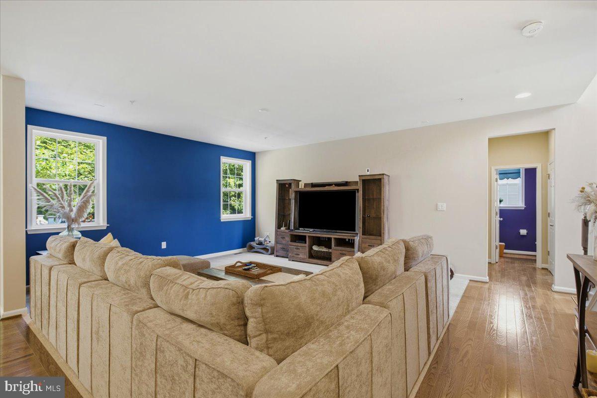 LOVELESS ESTATES - Residential