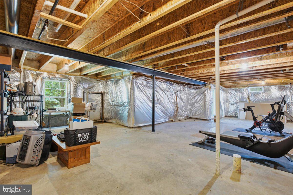 LOVELESS ESTATES - Residential