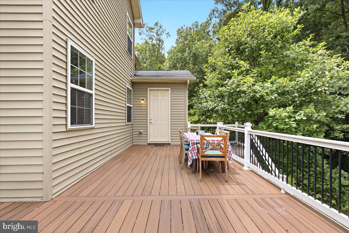 LOVELESS ESTATES - Residential