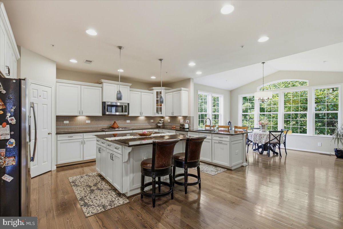 LOVELESS ESTATES - Residential