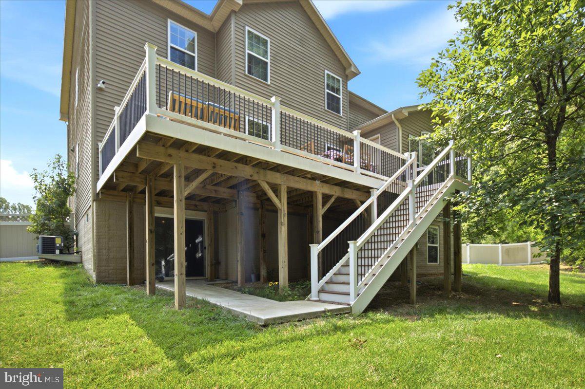 LOVELESS ESTATES - Residential