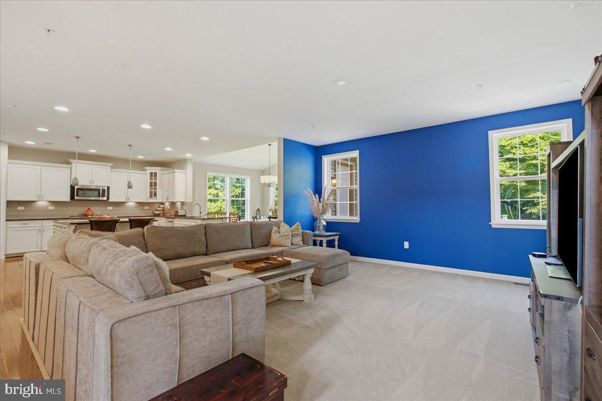 LOVELESS ESTATES - Residential