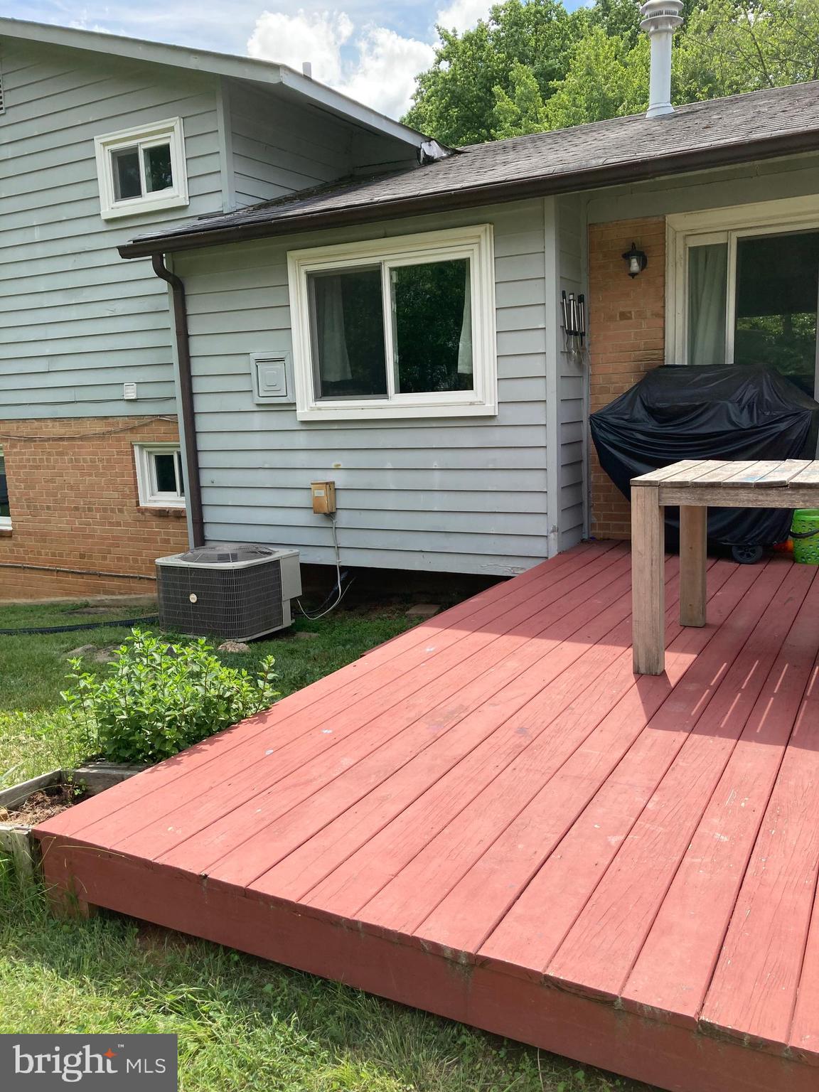 MONTROSE - Residential Lease