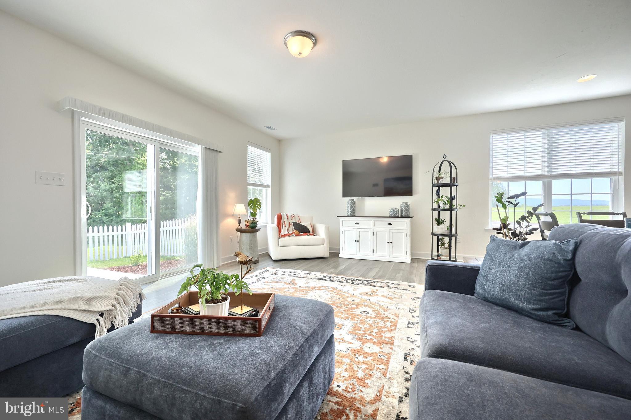 CUMBERLAND VILLAGE - Residential