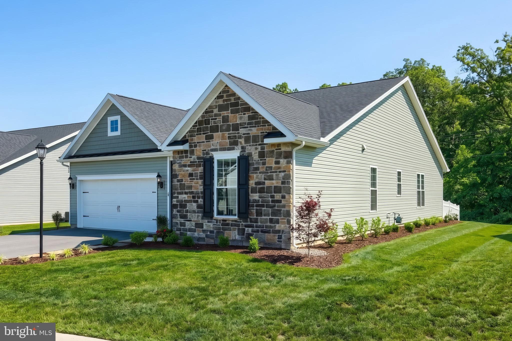 CUMBERLAND VILLAGE - Residential