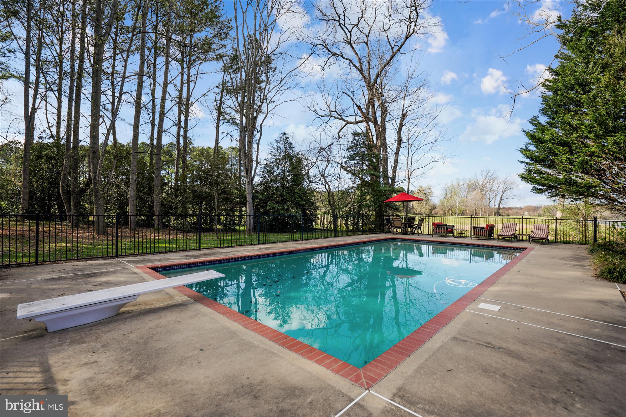 CENTREVILLE - Residential