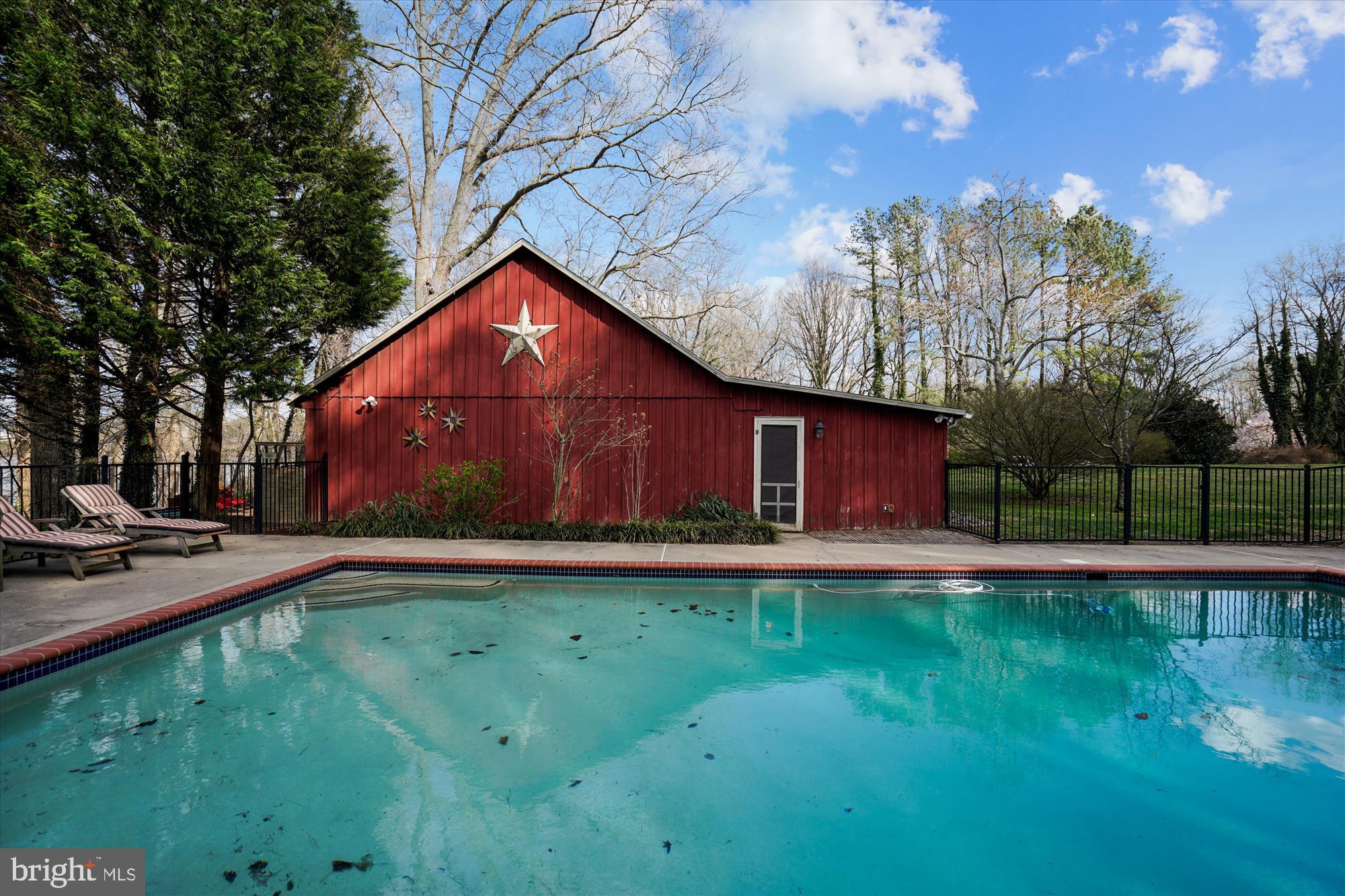 CENTREVILLE - Residential