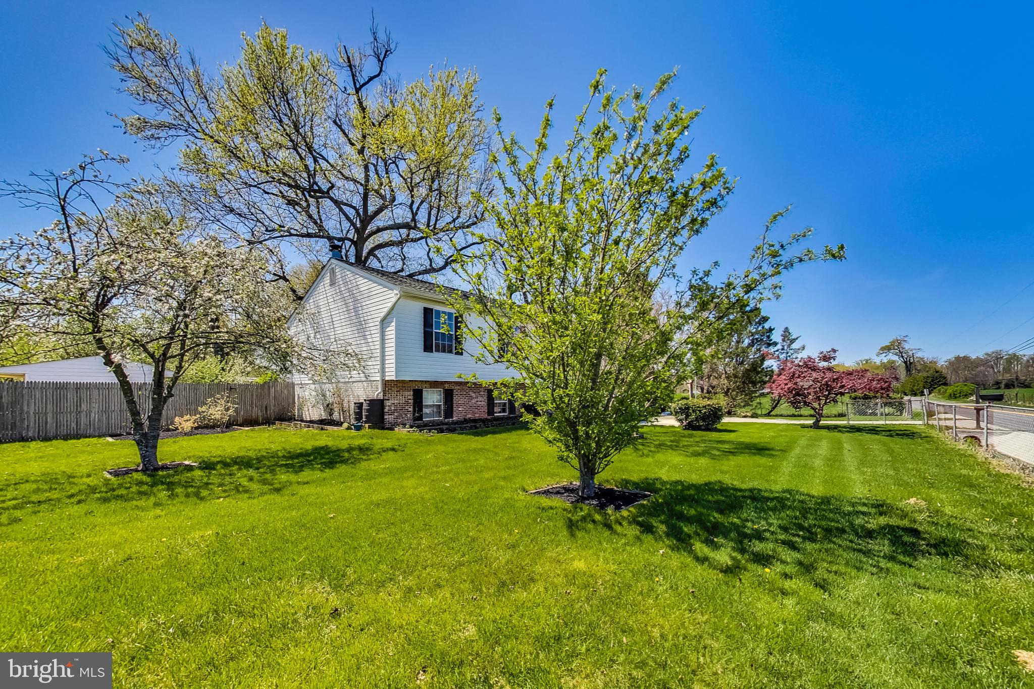 ROSEDALE - Residential