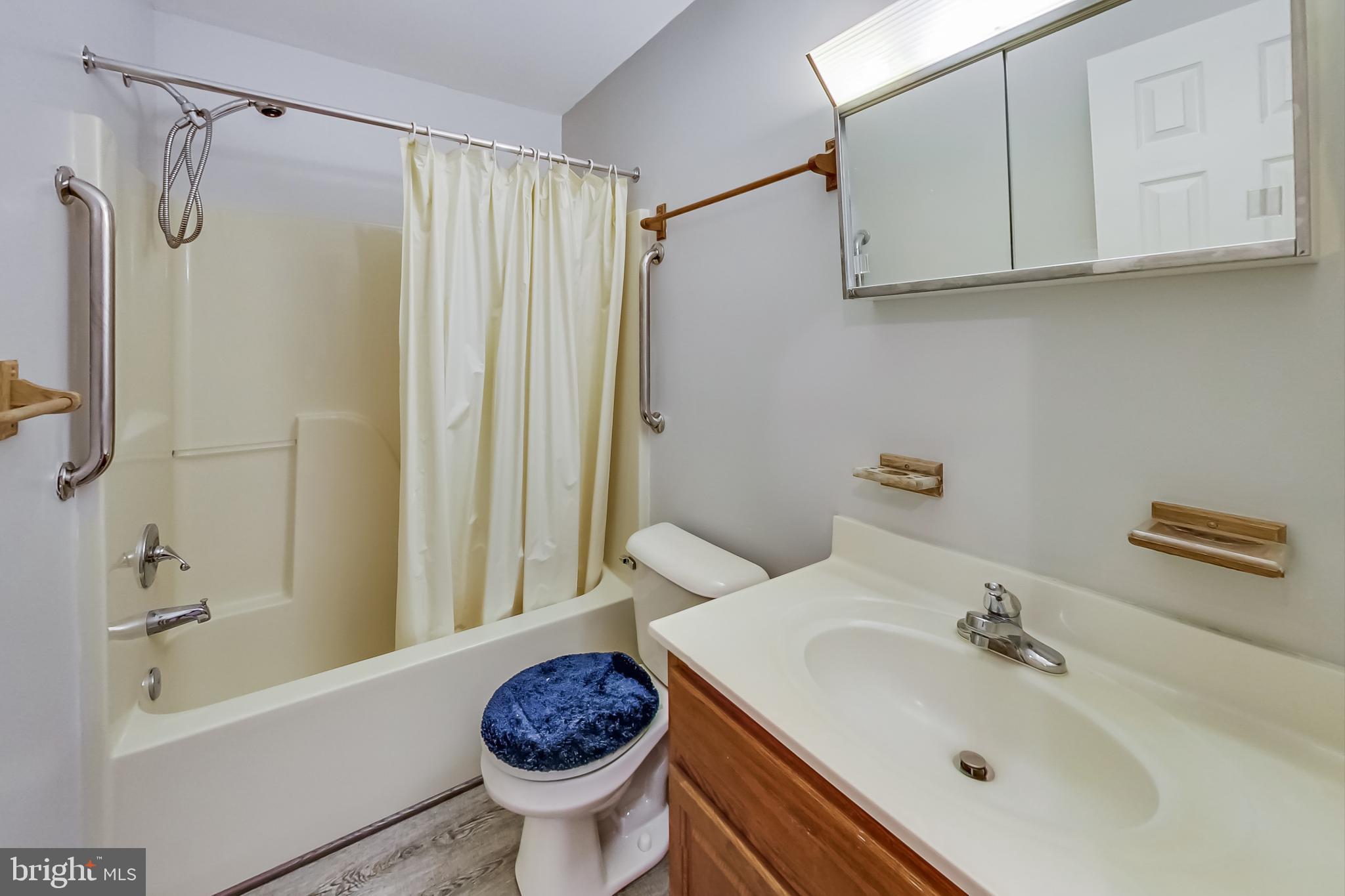 ROSEDALE - Residential