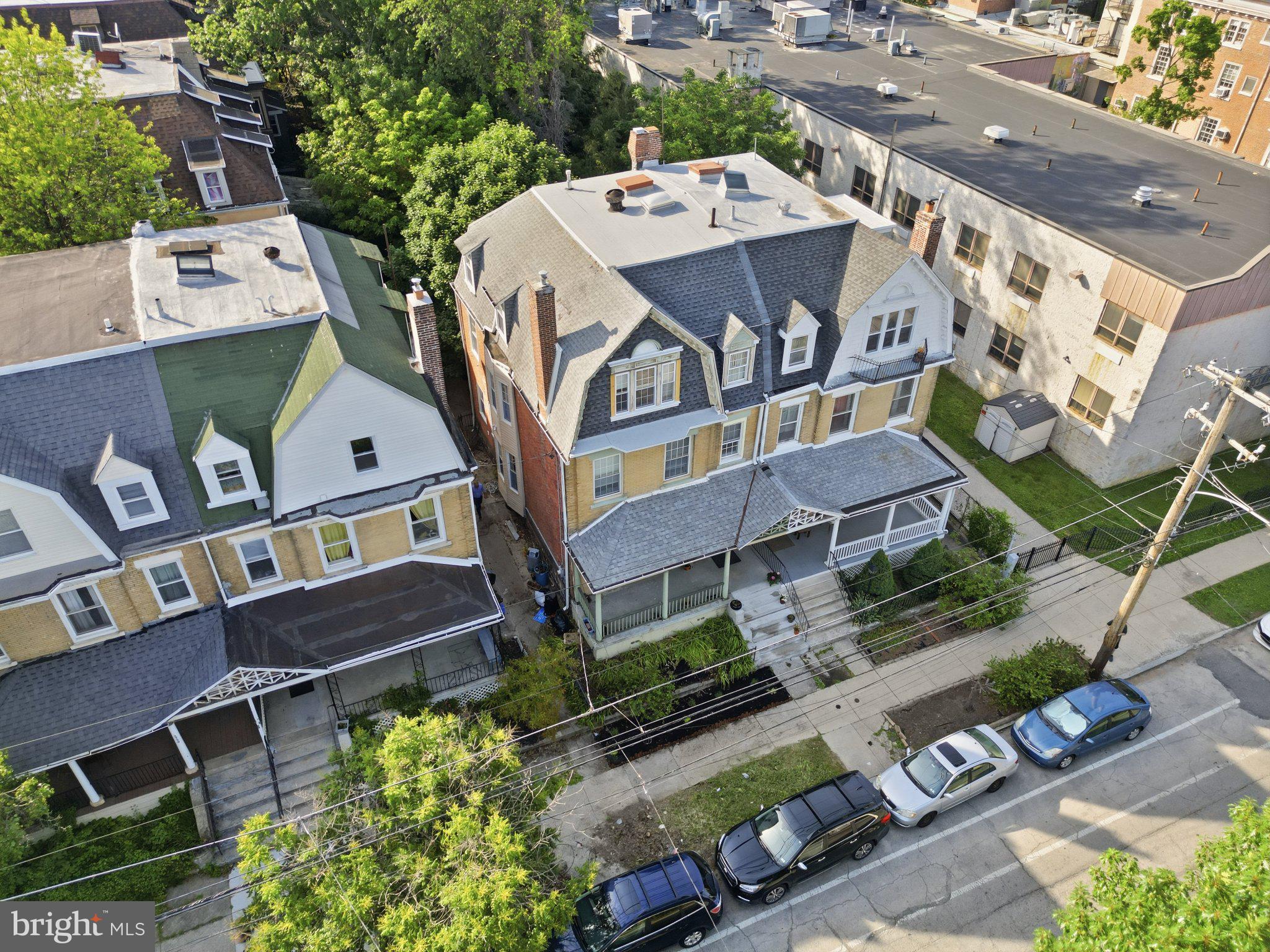 UNIVERSITY CITY - Residential