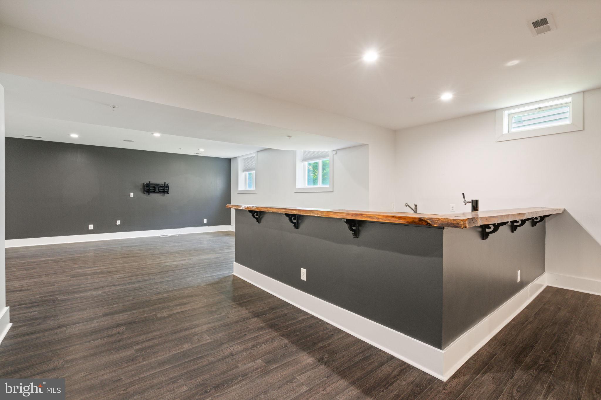 POTOMAC SHORES - Residential