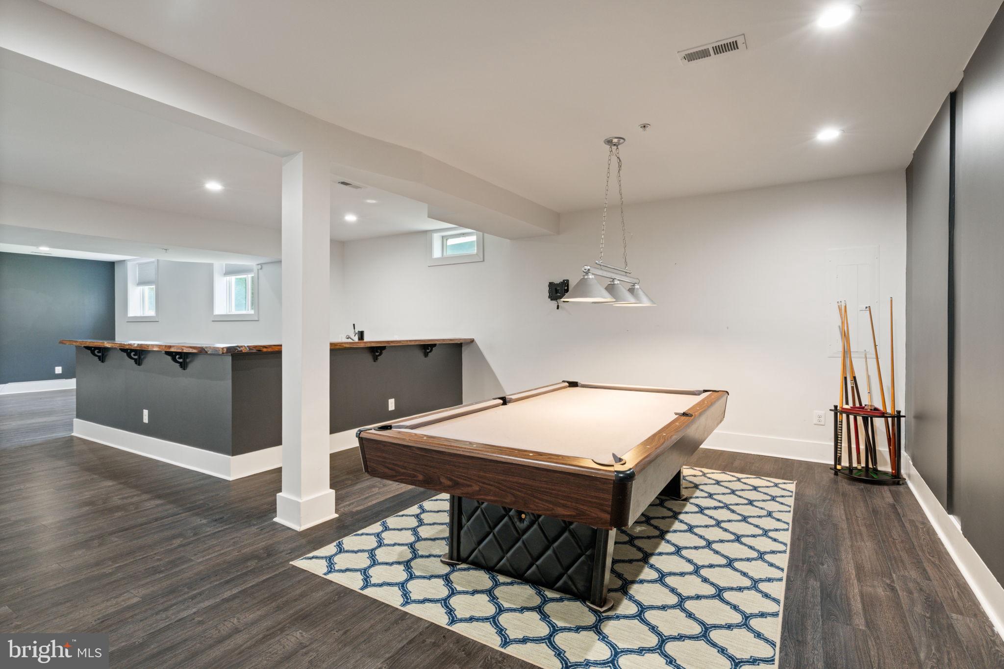 POTOMAC SHORES - Residential