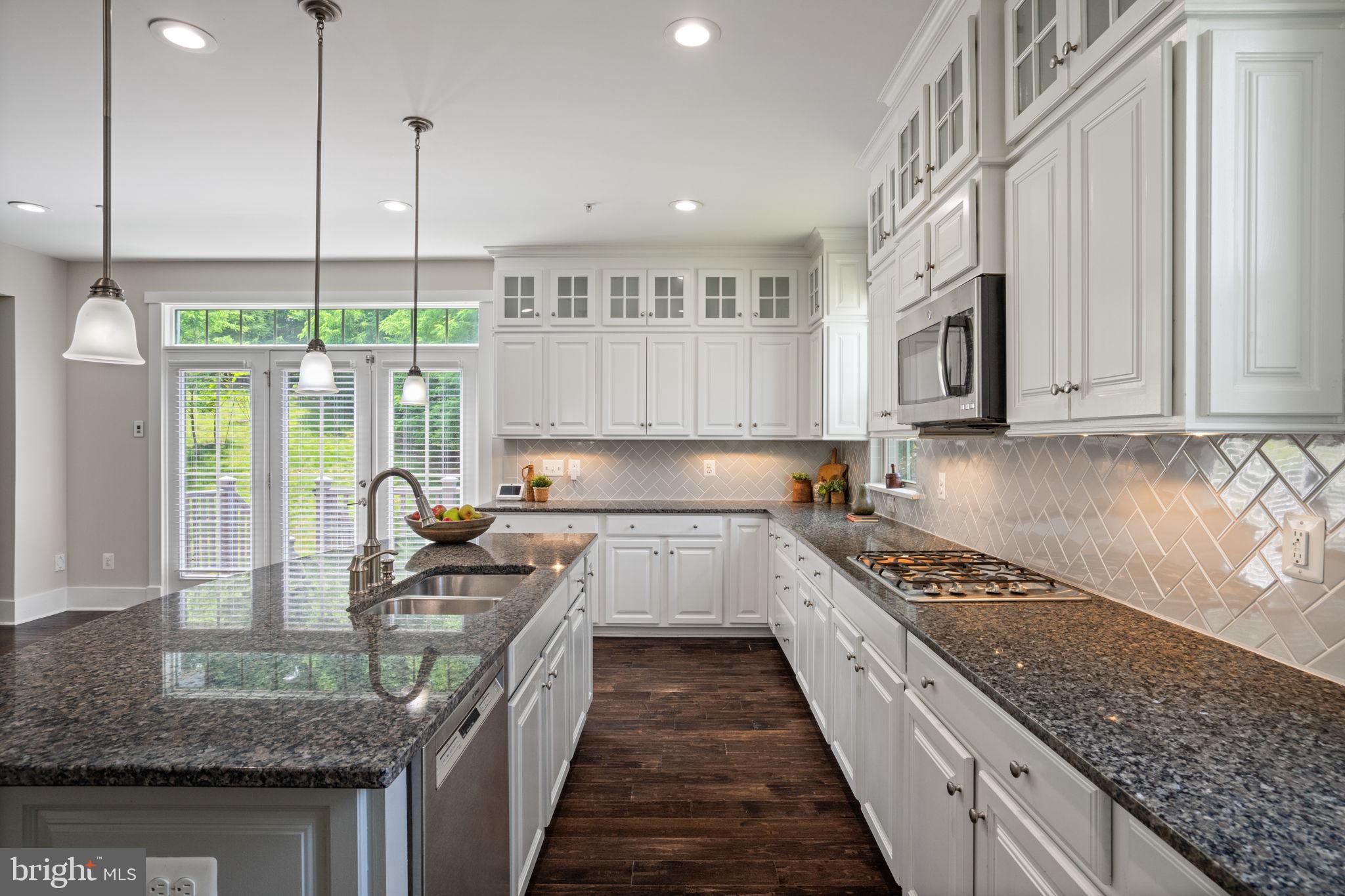 POTOMAC SHORES - Residential
