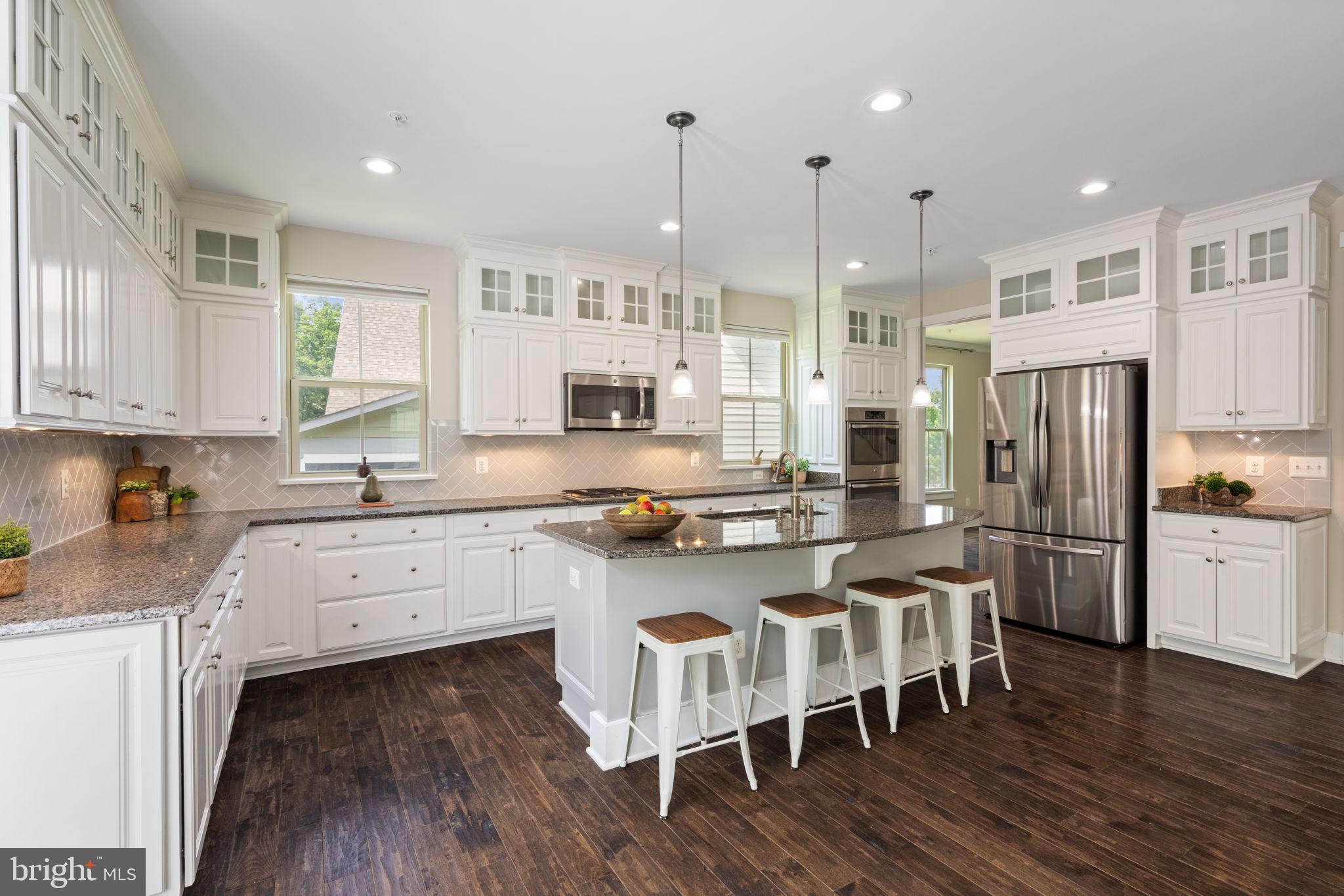 POTOMAC SHORES - Residential