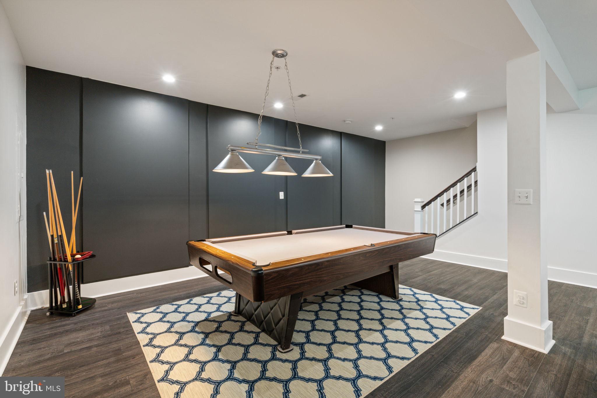 POTOMAC SHORES - Residential