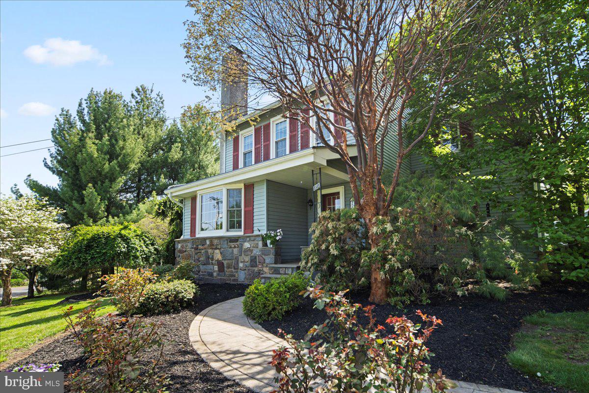WALKERS ACRES - Residential