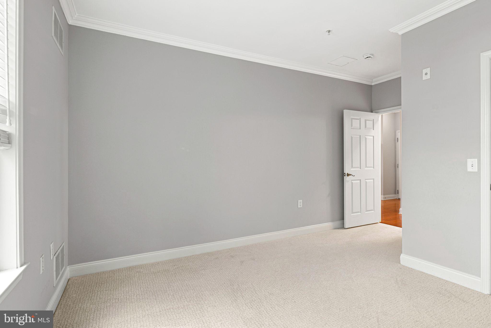 THE GRANDE AT RIVERVIEW - Residential