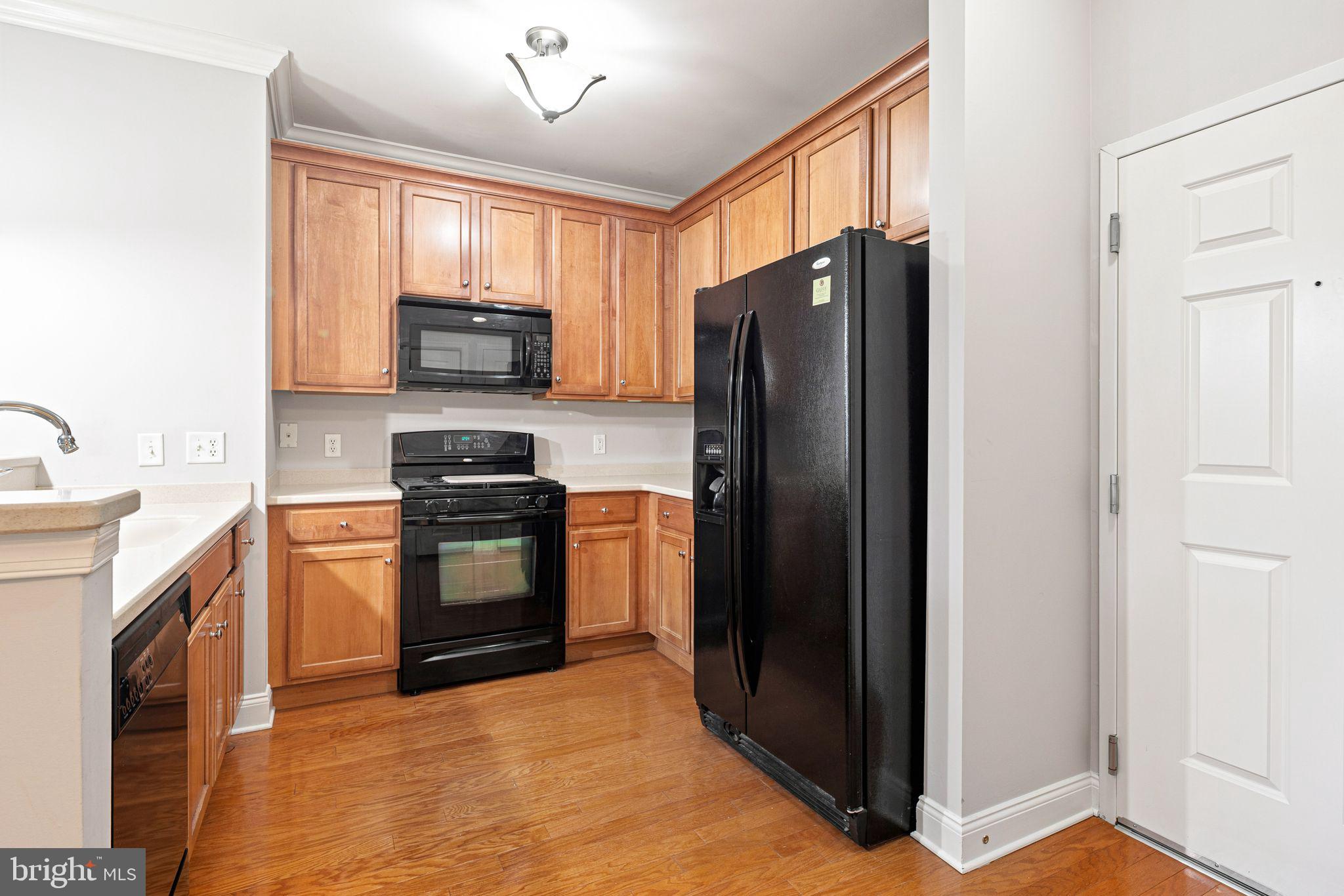 THE GRANDE AT RIVERVIEW - Residential