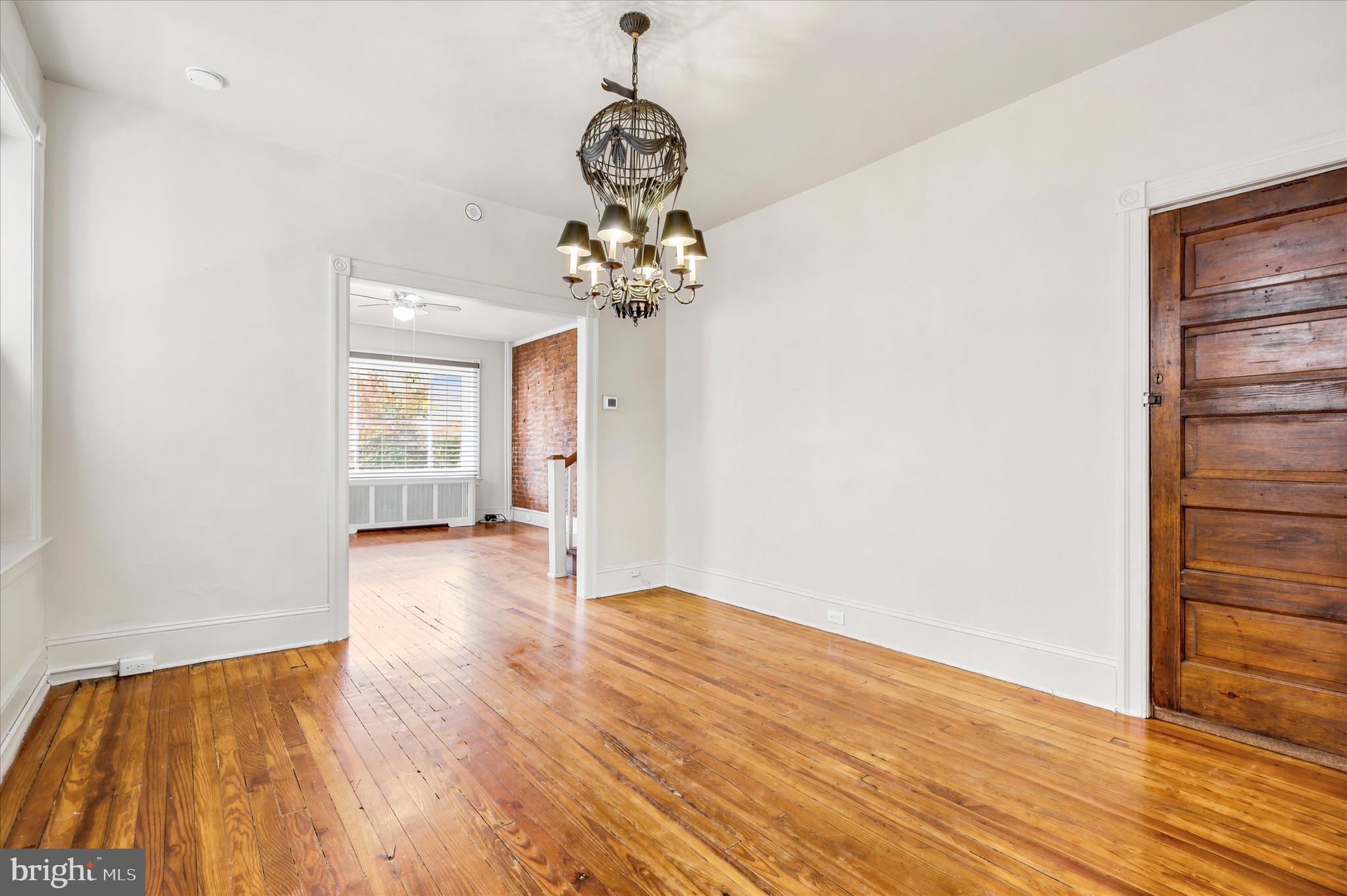 ROXBOROUGH - Residential
