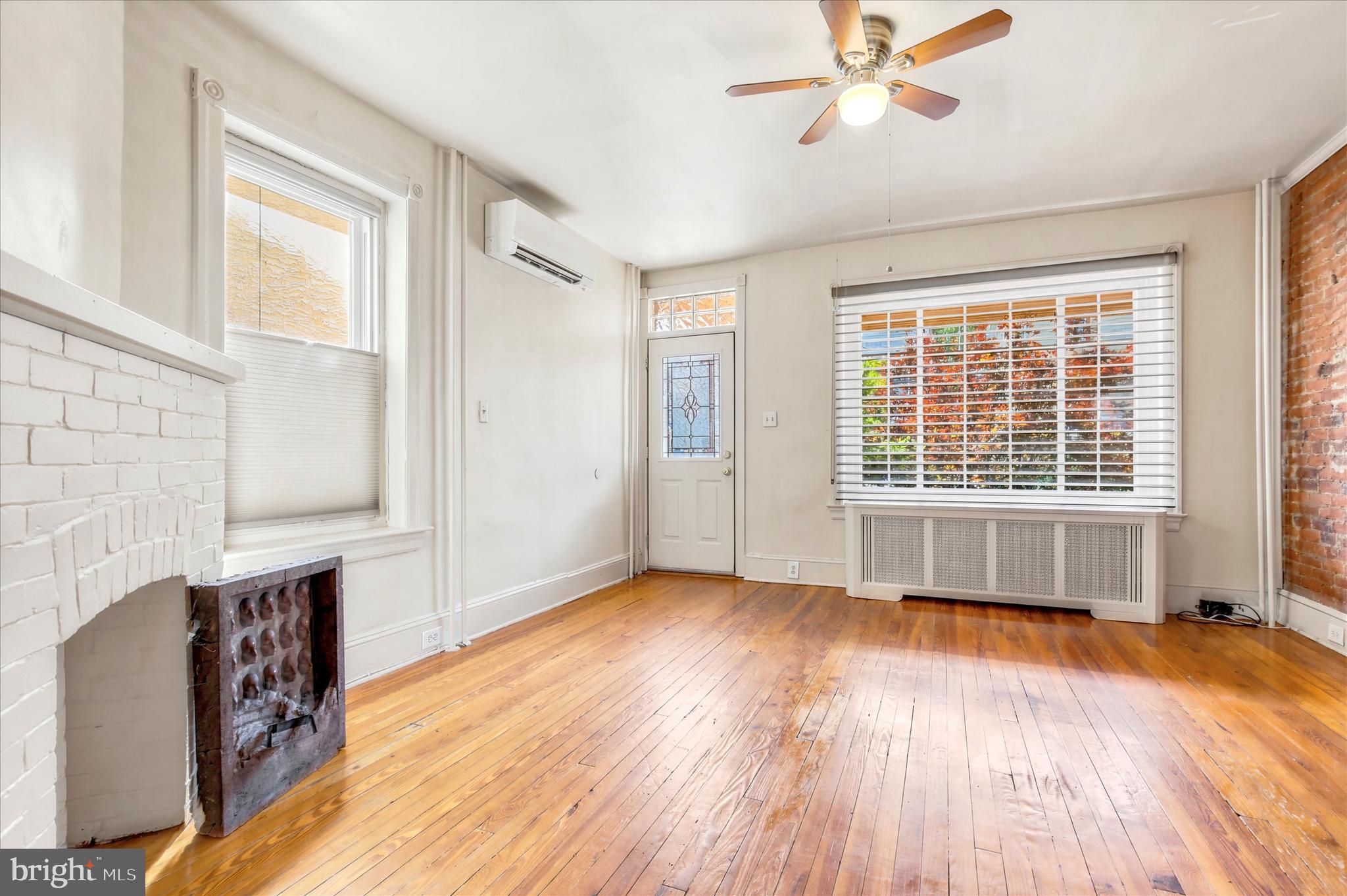 ROXBOROUGH - Residential