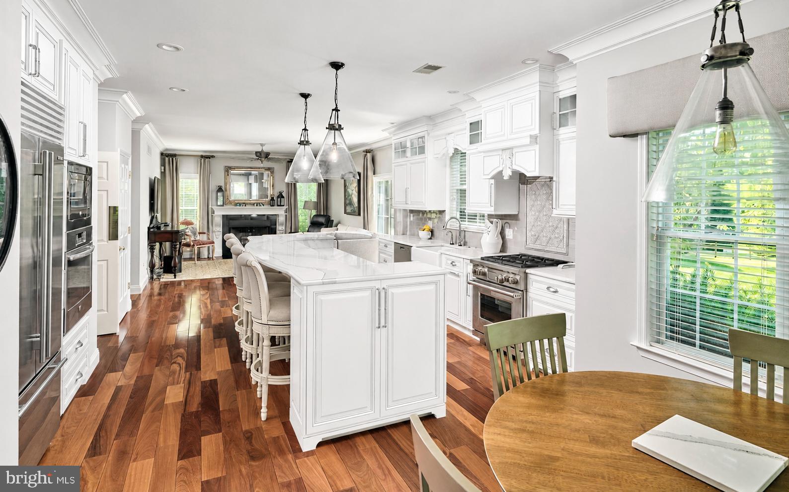 PARKSIDE ESTATES - Residential