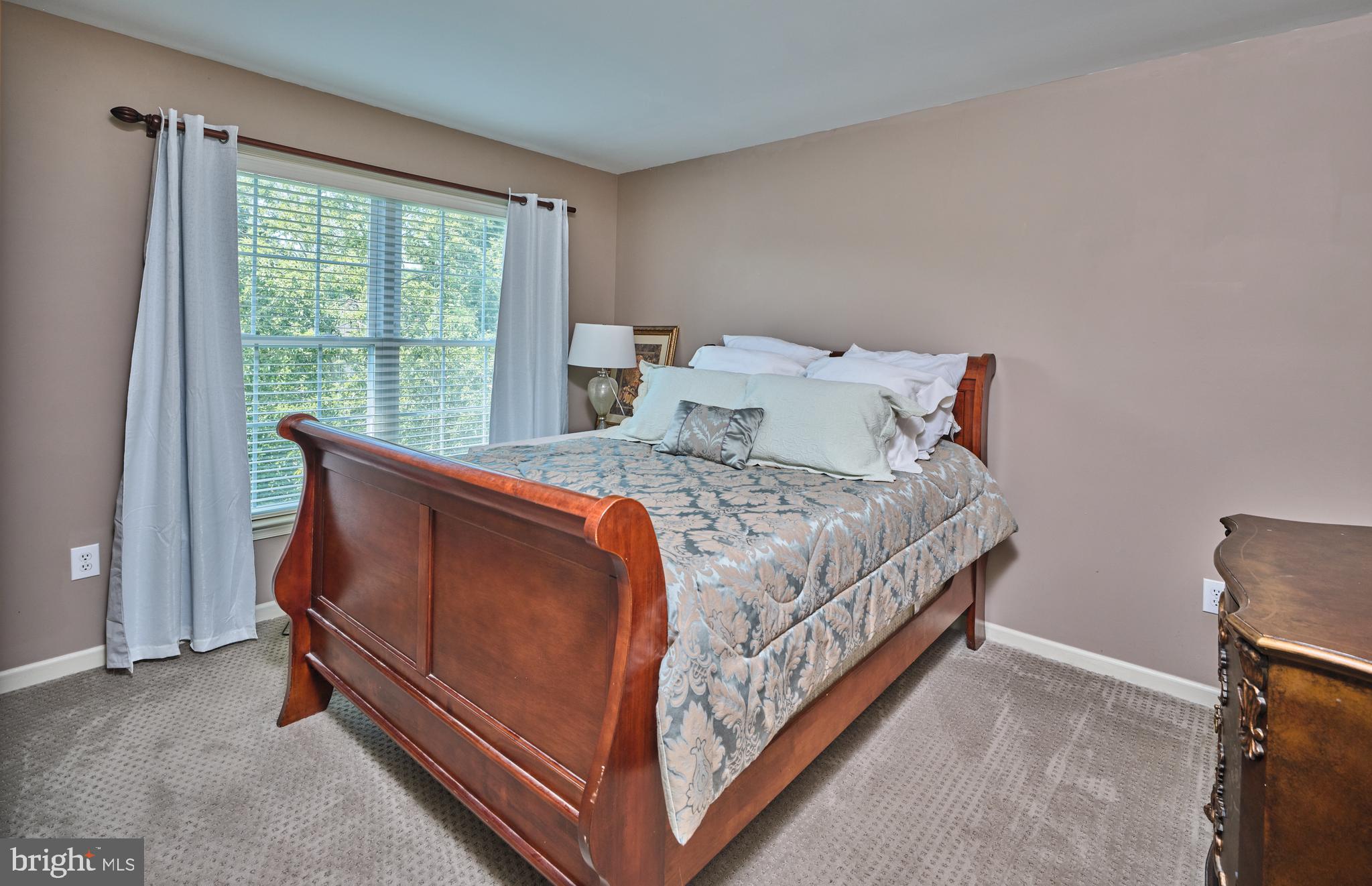 PARKSIDE ESTATES - Residential