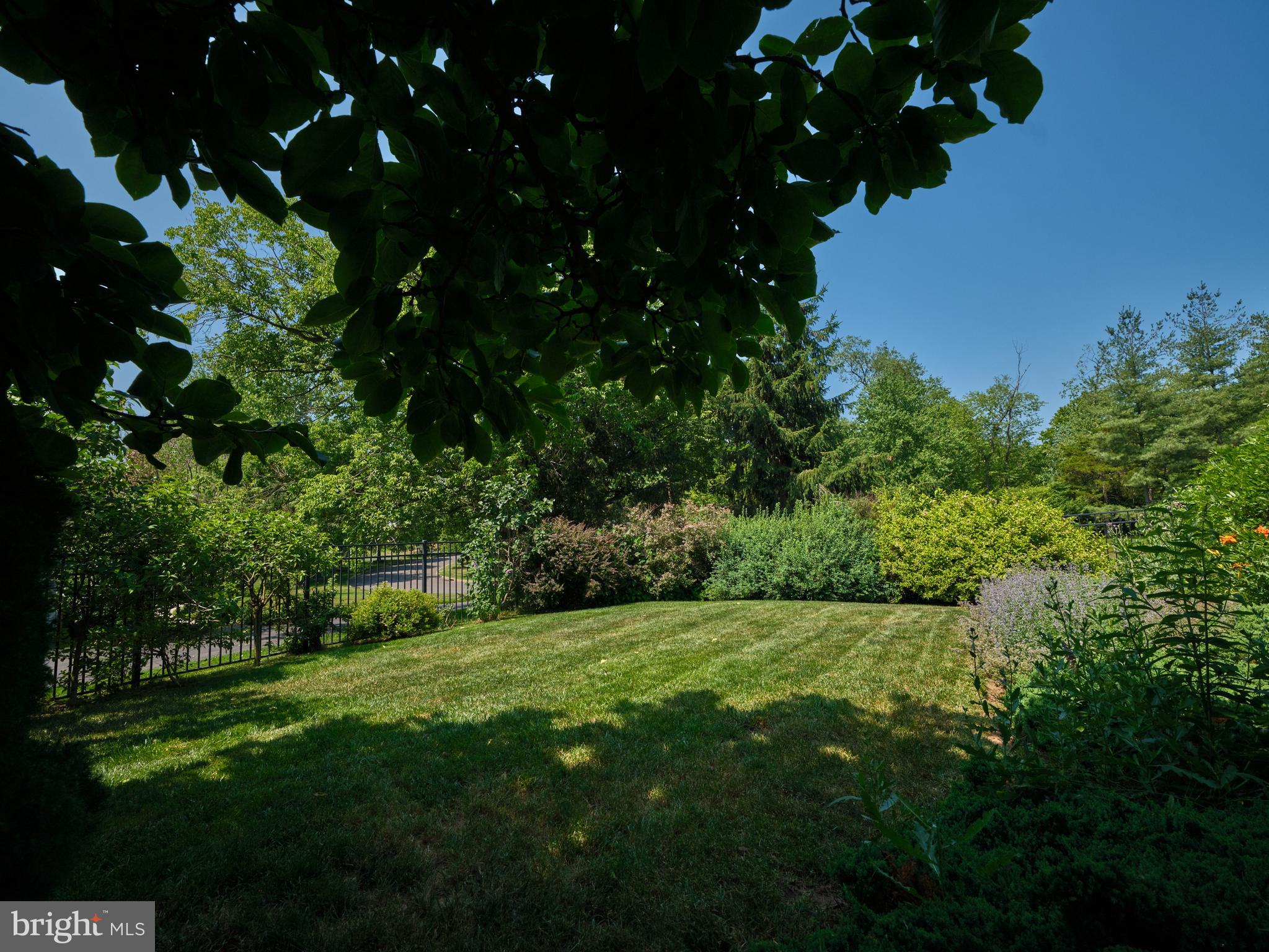 PARKSIDE ESTATES - Residential