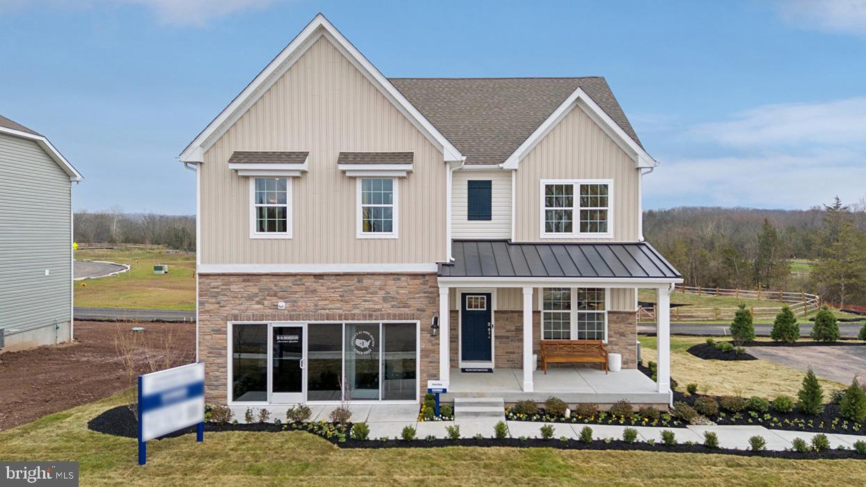 PENNSBURG - Residential