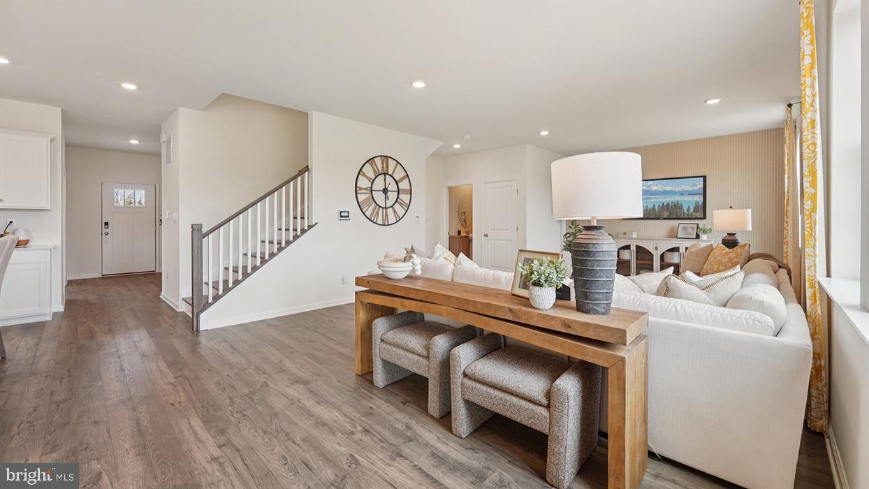 PENNSBURG - Residential