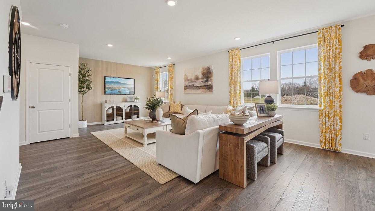 PENNSBURG - Residential