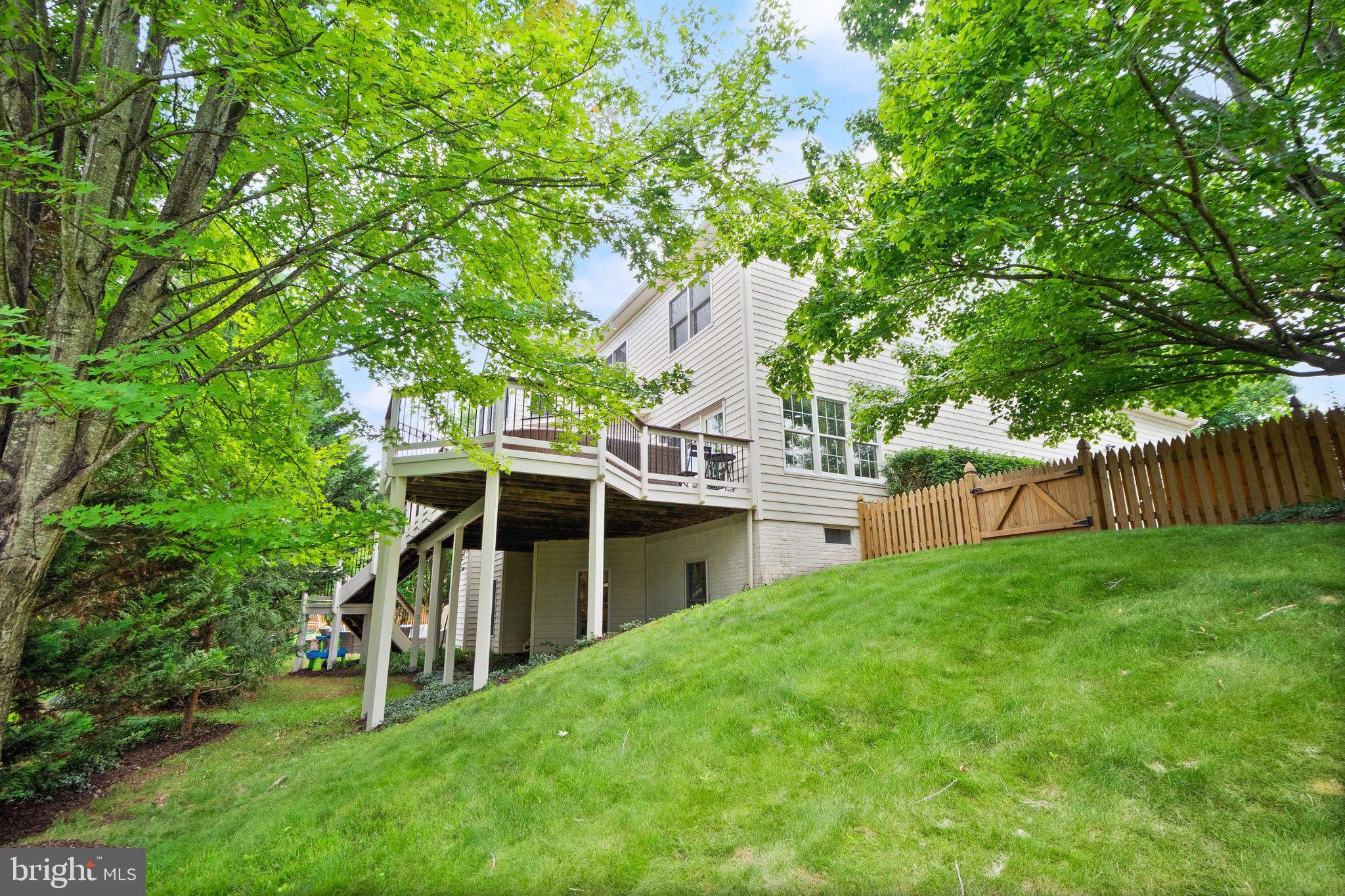 DOMINION VALLEY COUNTRY CLUB - Residential