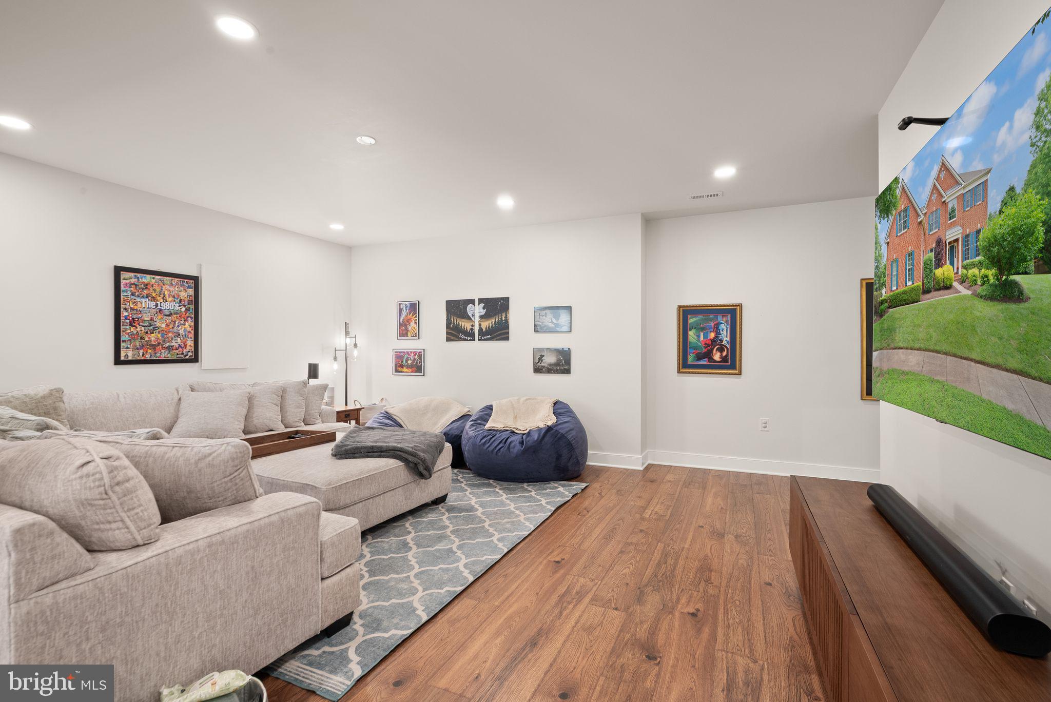 DOMINION VALLEY COUNTRY CLUB - Residential