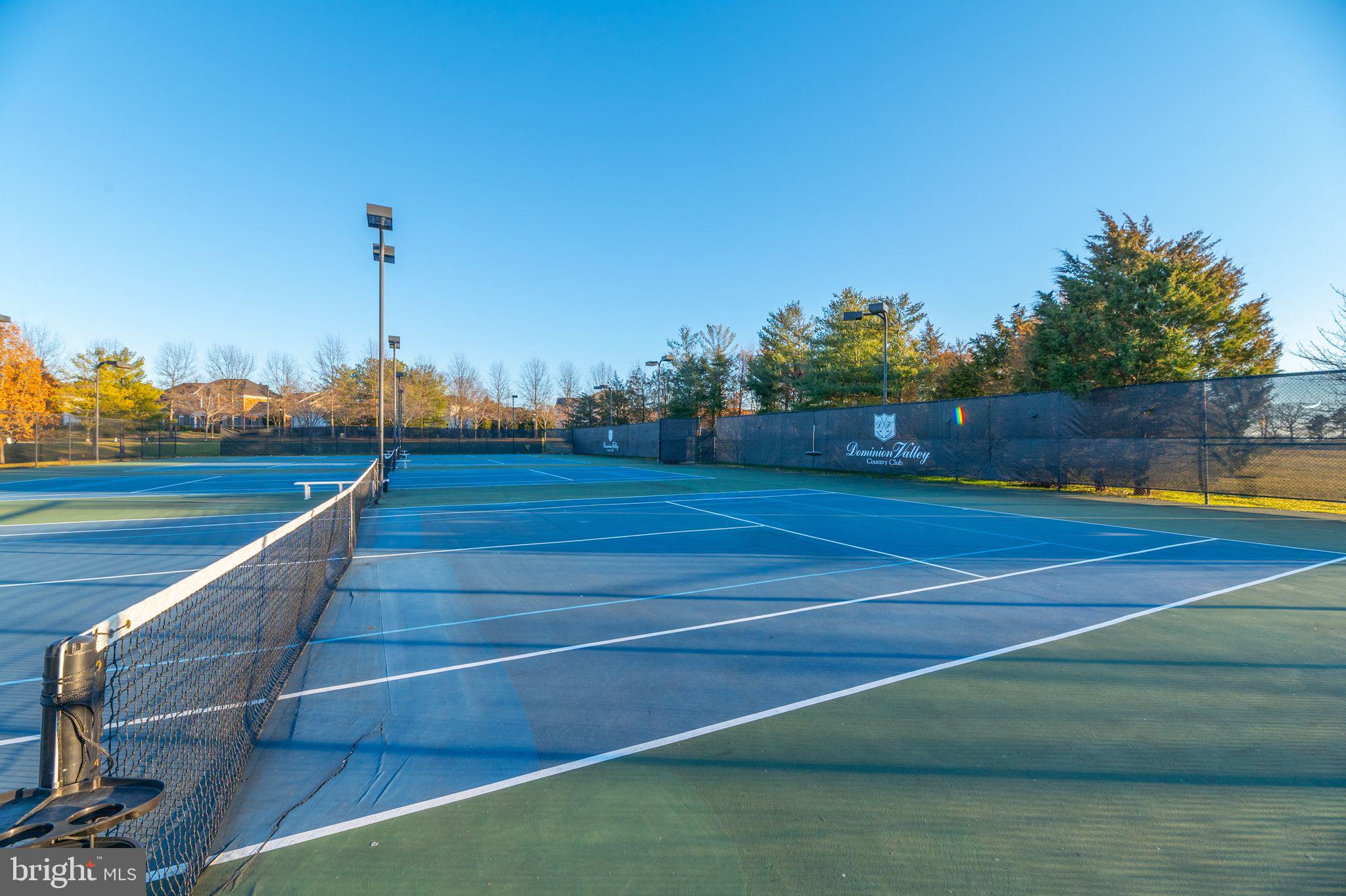 DOMINION VALLEY COUNTRY CLUB - Residential