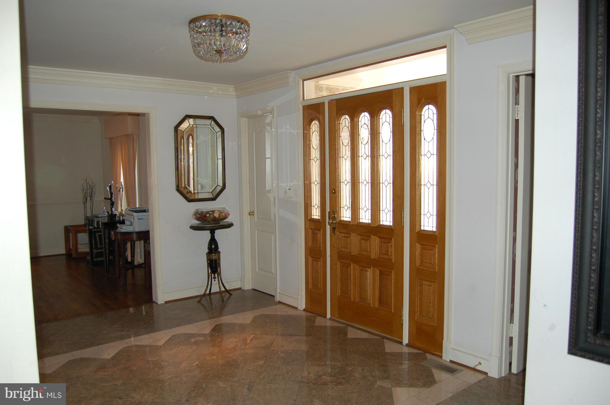 FOX HILLS - Residential