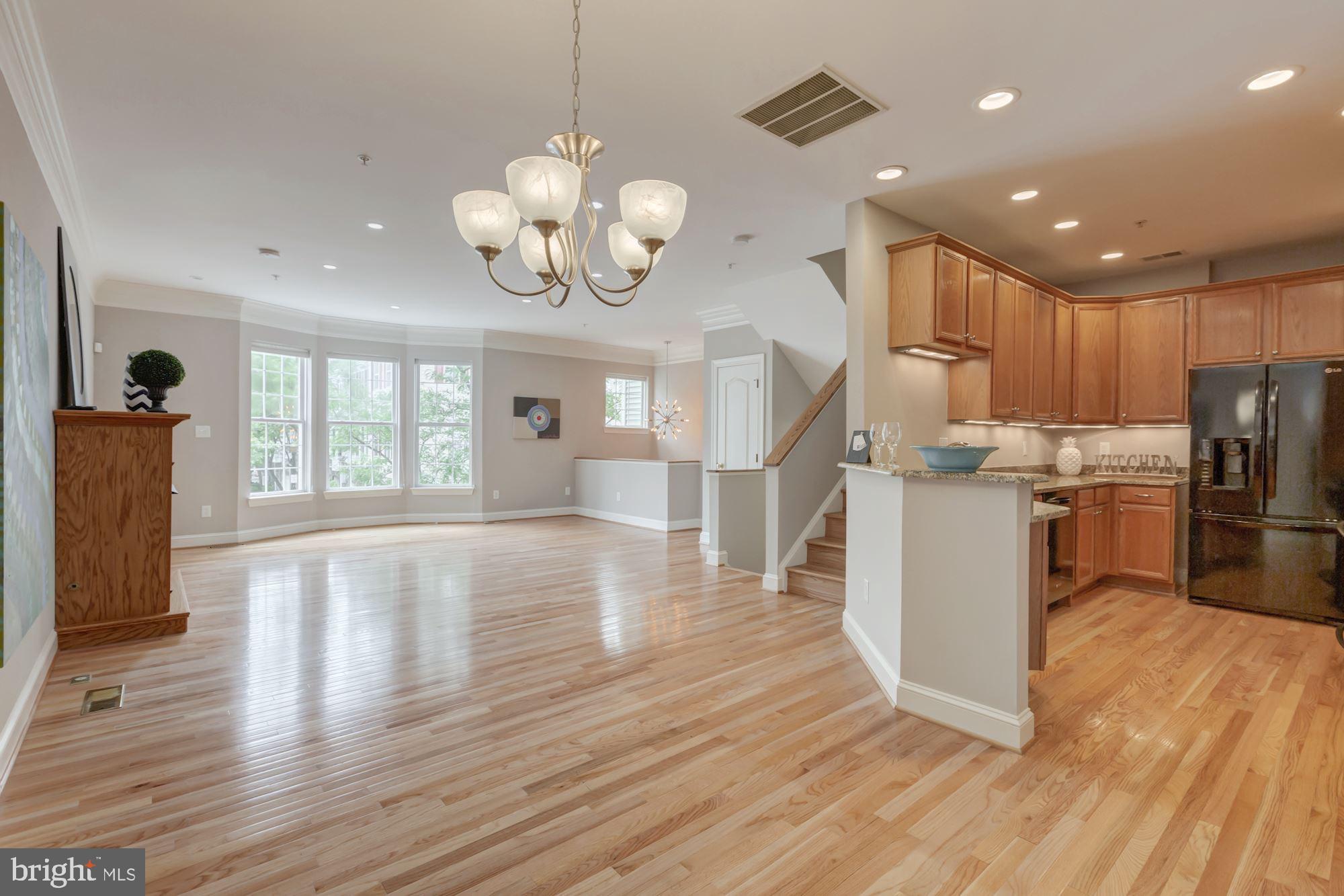 CAMERON STATION - Residential Lease