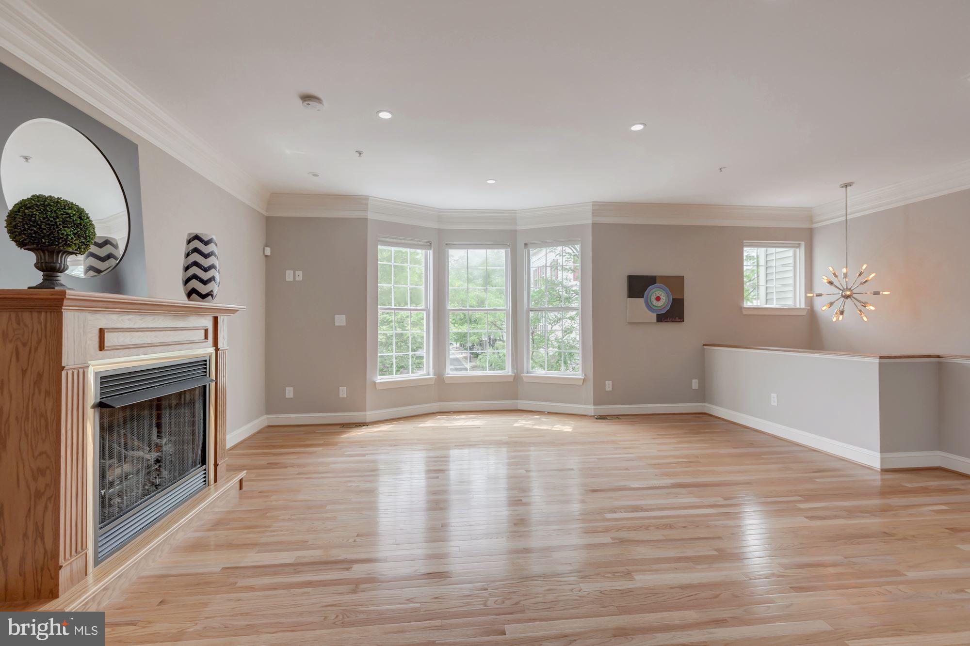 CAMERON STATION - Residential Lease