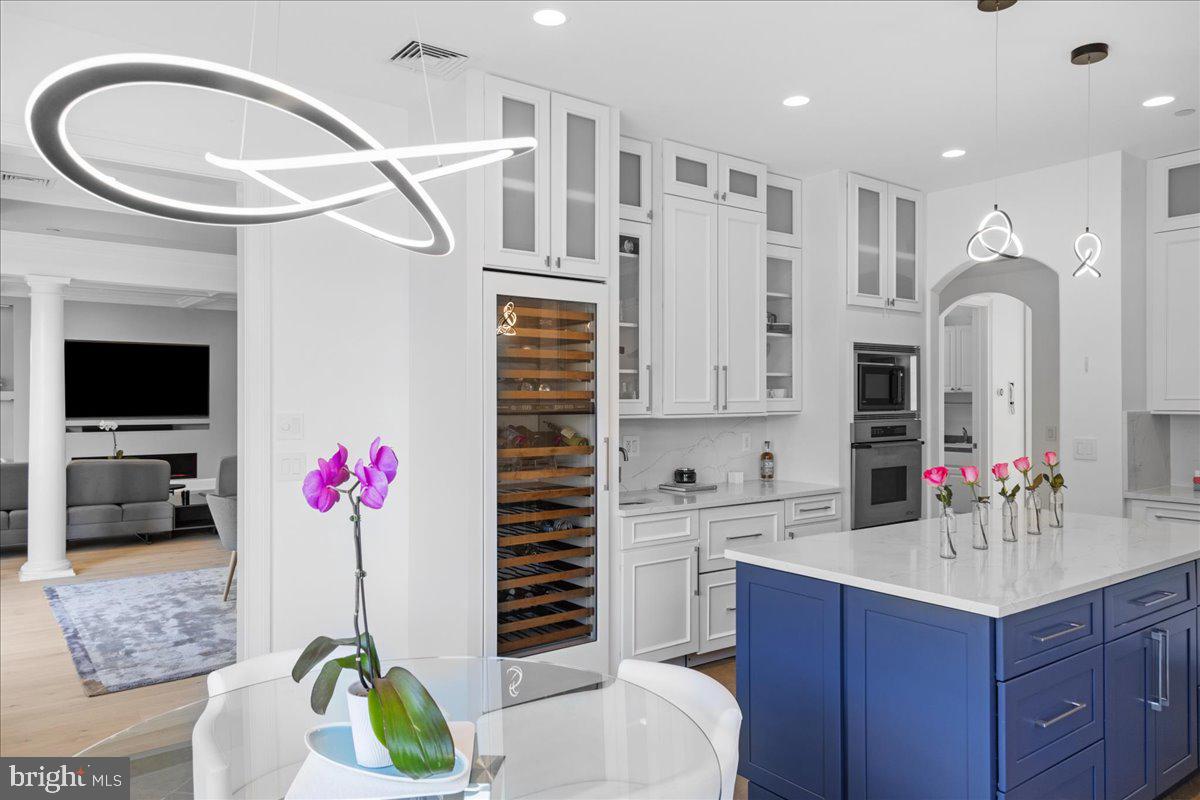 WATERVIEW PLACE - Residential
