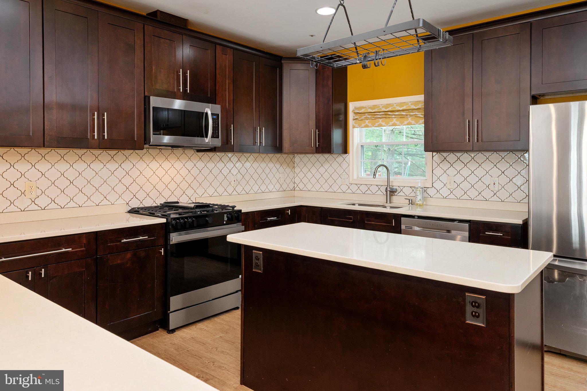 QUAIL RUN SOUTH - Residential