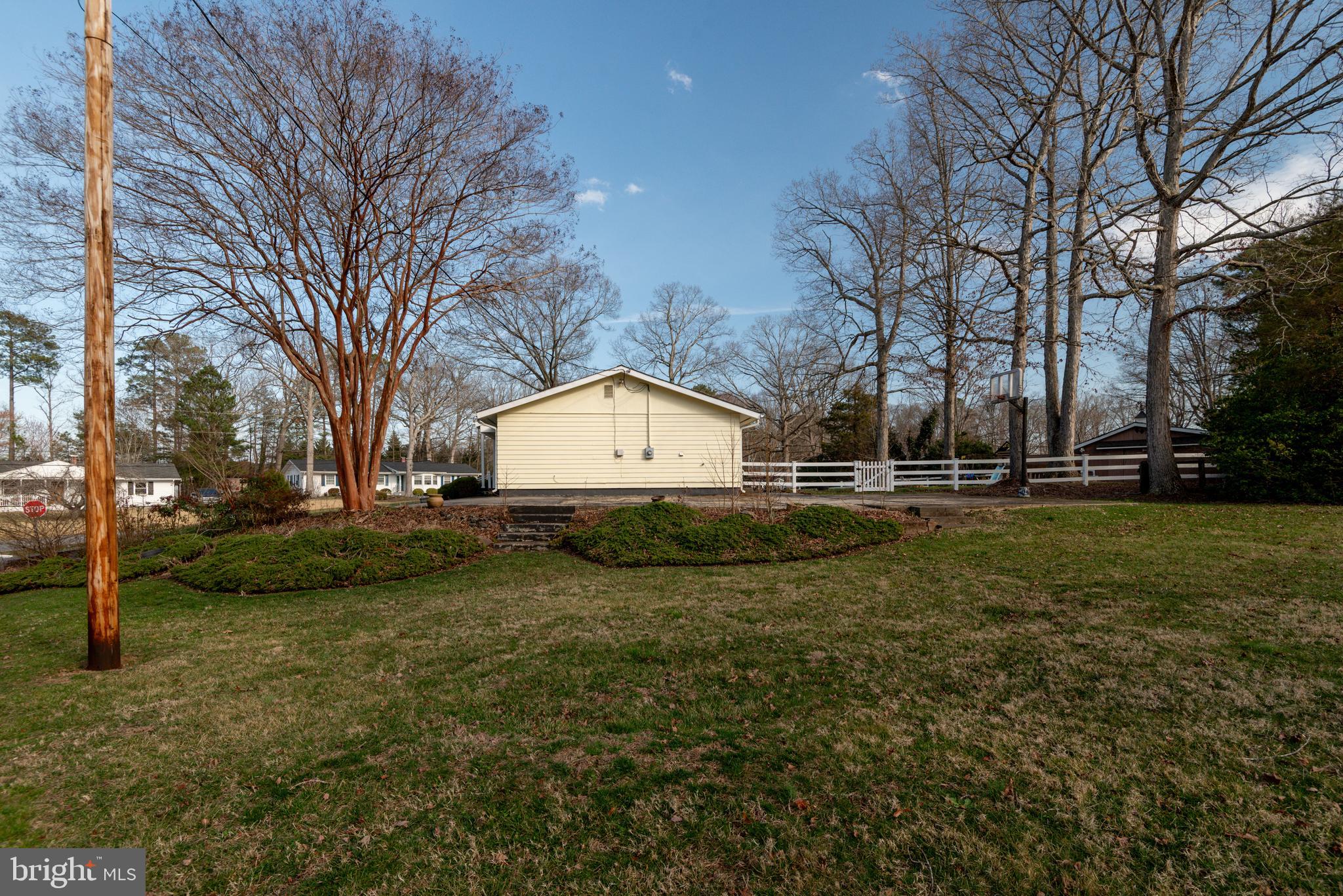 SAINT ANDREWS ES - Residential